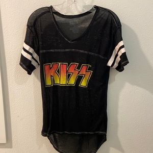 Kiss Tee | Vintage
